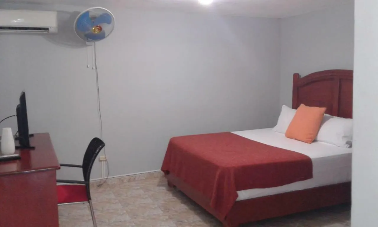Hotel La Saladilla Beach Club Barahona