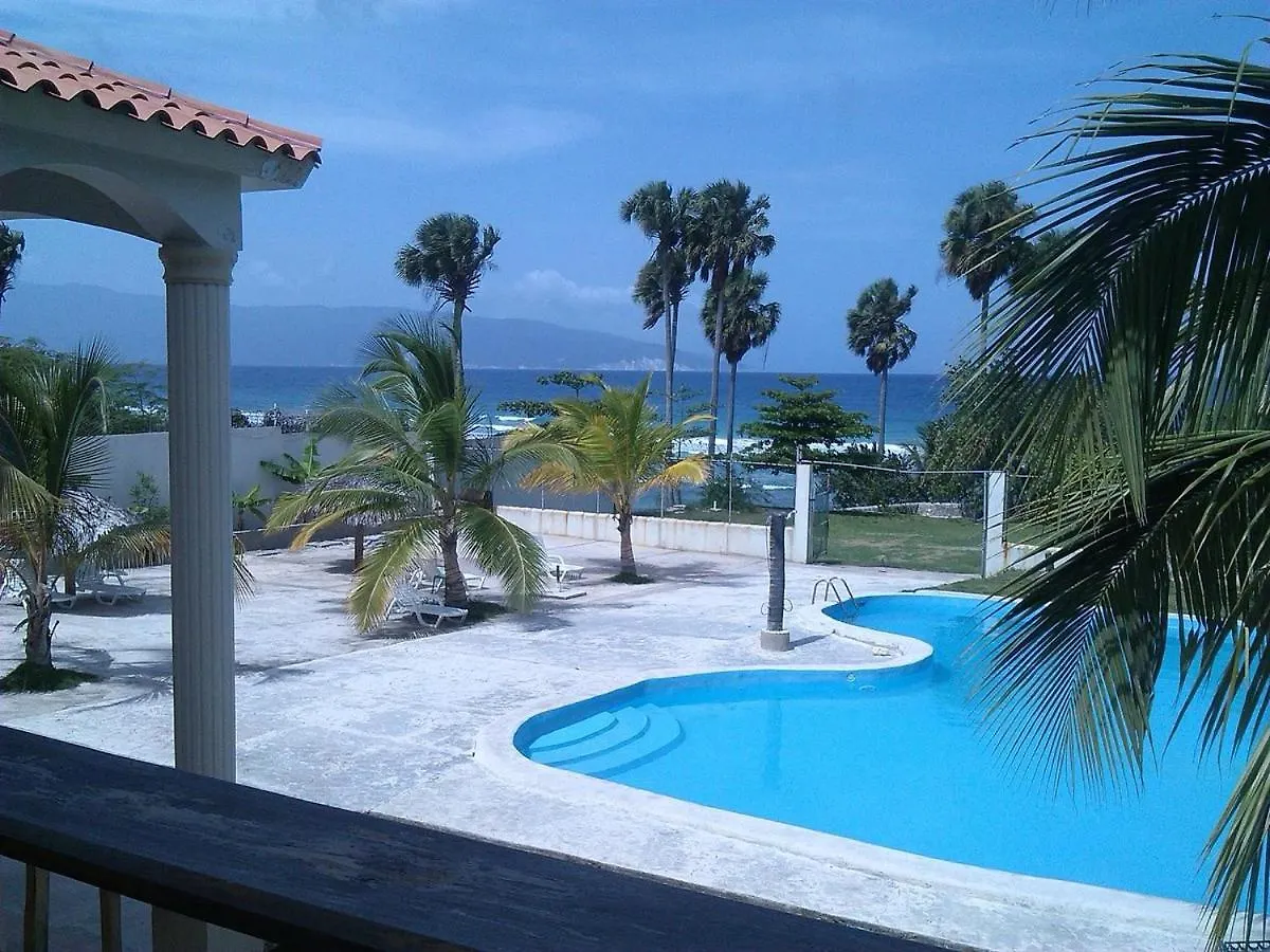Hotel La Saladilla Beach Club Barahona